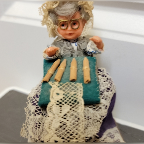 Vtg Cecile Bruxelles Passage Du Nord Handmade Old Woman Doll, Rare Collectible - Picture 5 of 5